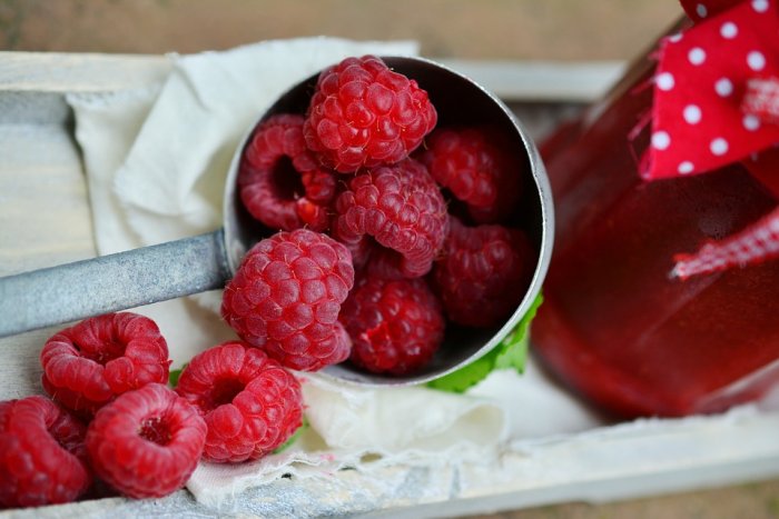 Raspberries Berries Fruits Fruit Berry Berry Red